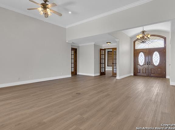5th image of 1721 W Mally Blvd