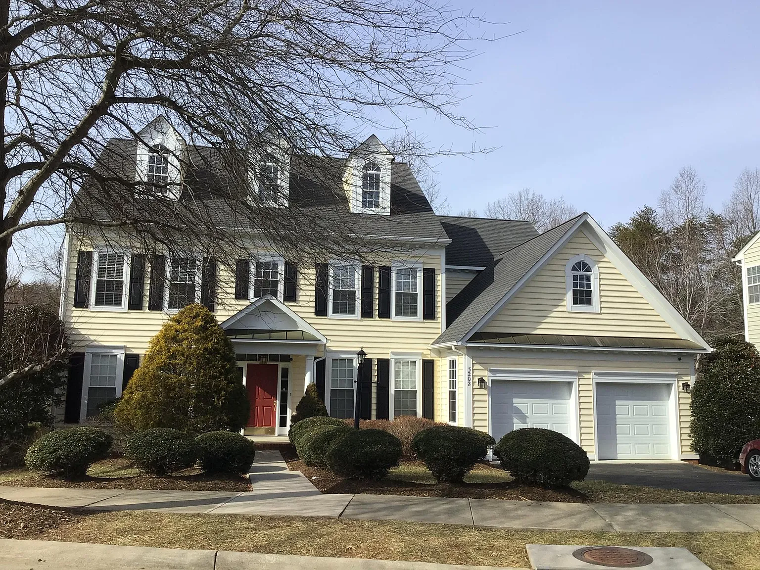 3202 Turnberry Cir photo 1