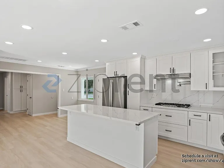1723 Laine Ave — Photo 13