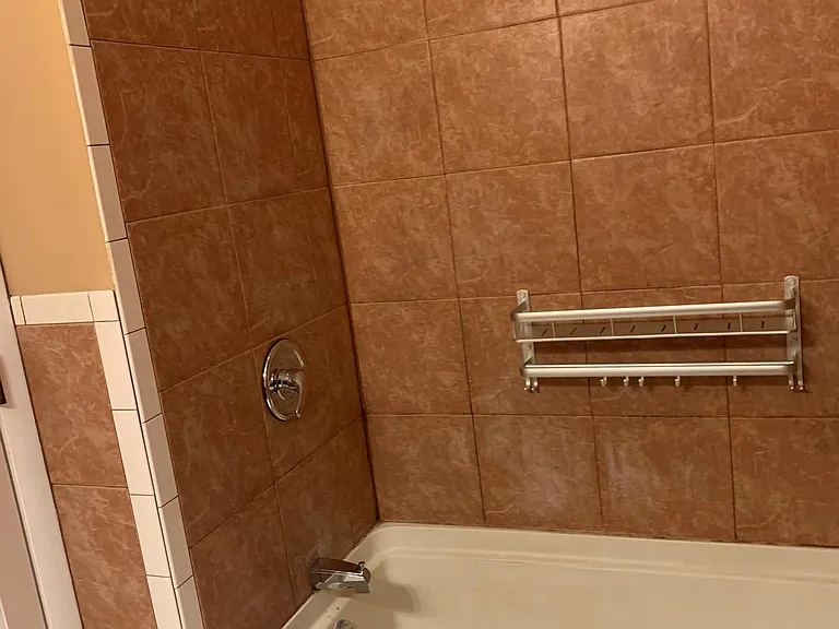 65 Whitney Pl #4 — Photo 11