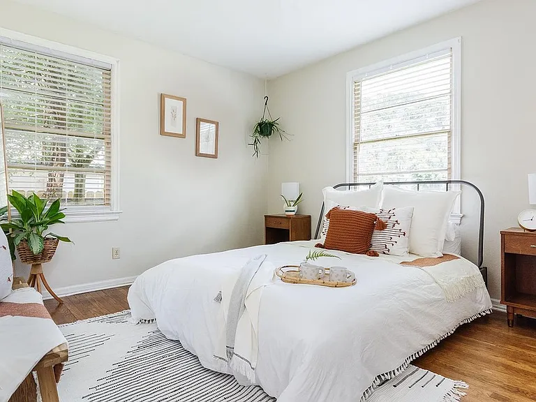 4832 French St — Photo 13
