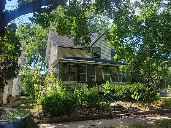 2nd image of 2016 Dayton Ave