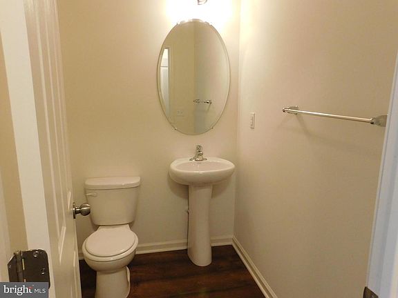4th image of 86 Creekside Way #147