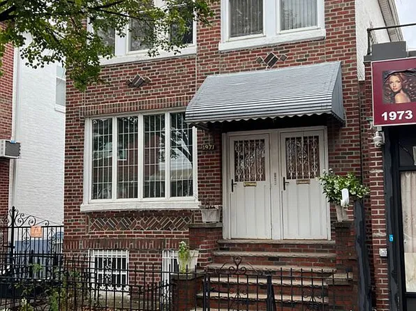 1971 71st St, Brooklyn, NY 11204