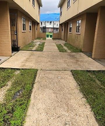 3rd image of 4261 Lac Saint Pierre Dr #D
