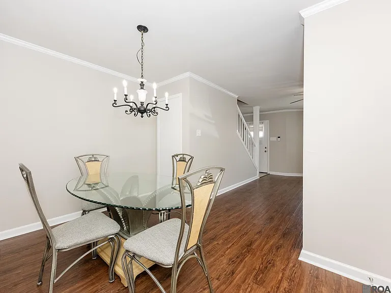 10062 Jefferson Hwy #B — Photo 2