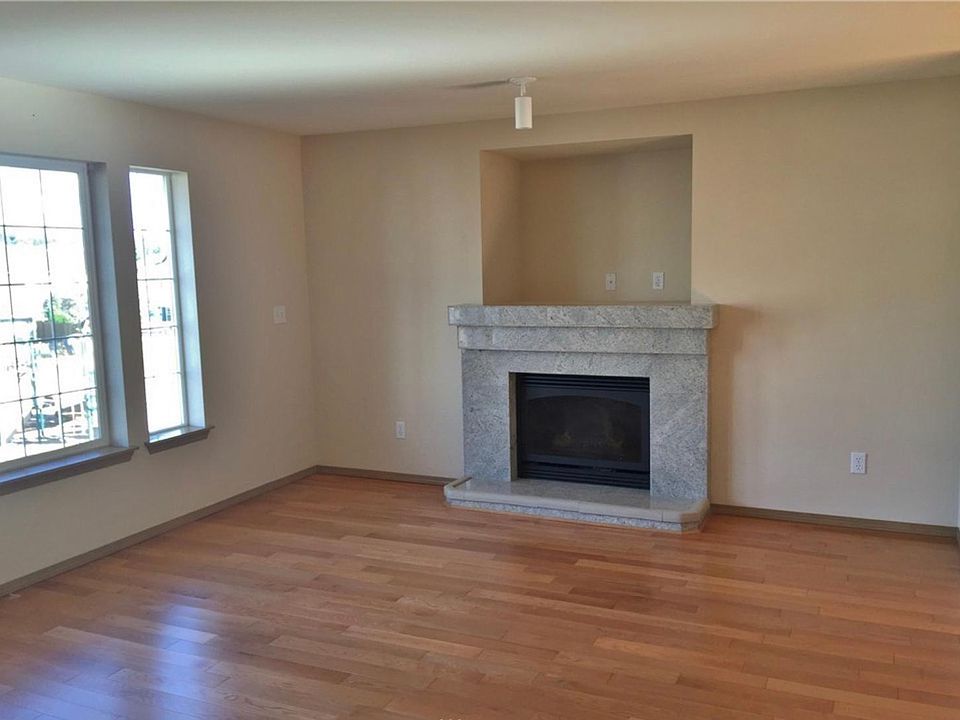 2nd image of 15805 SE 253rd Pl