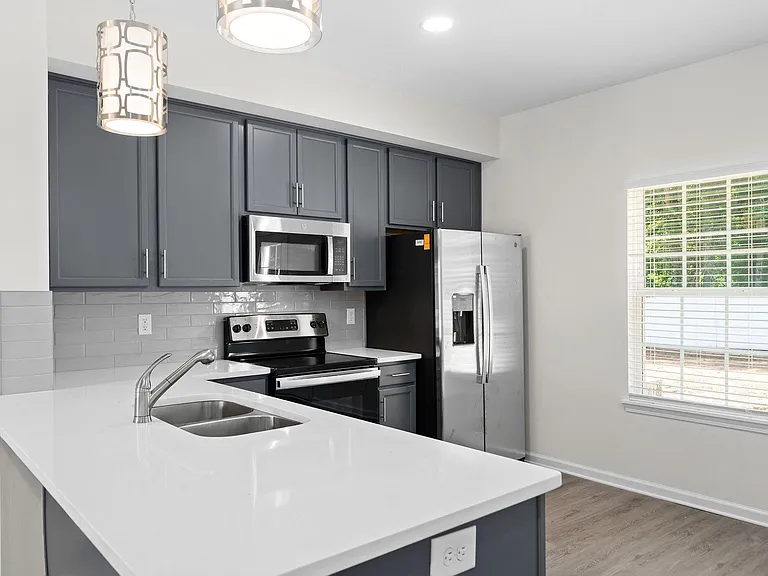 401 Victory Rd — Photo 1