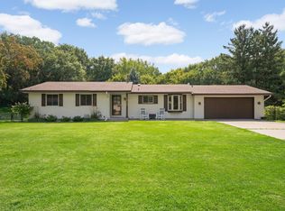 13712 E Wellington Cres, Burnsville, MN 55337