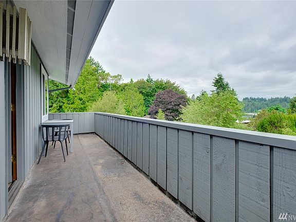 3rd image of 4014 10th St NW