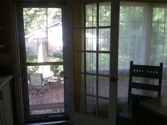 5th image of 418 Sylview Dr