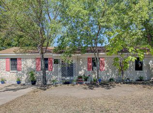 110 W Saint Johns Ave, Austin, TX 78752