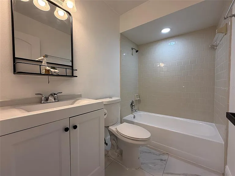 4999 Dover Cir — Photo 9