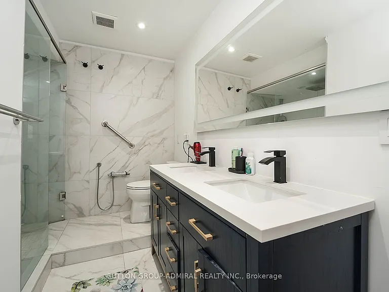 68 Addison St #2-& — Photo 25