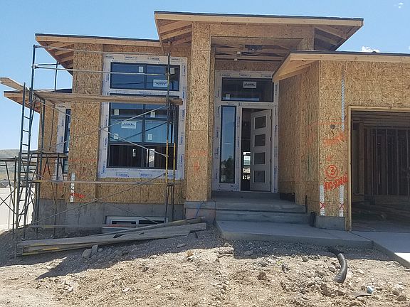 2nd image of 7557 W Caballo Cv #10