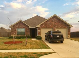 208 Colt Dr, Waxahachie, TX 75165