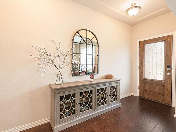 5th image of 2913 Upland Trail Ln