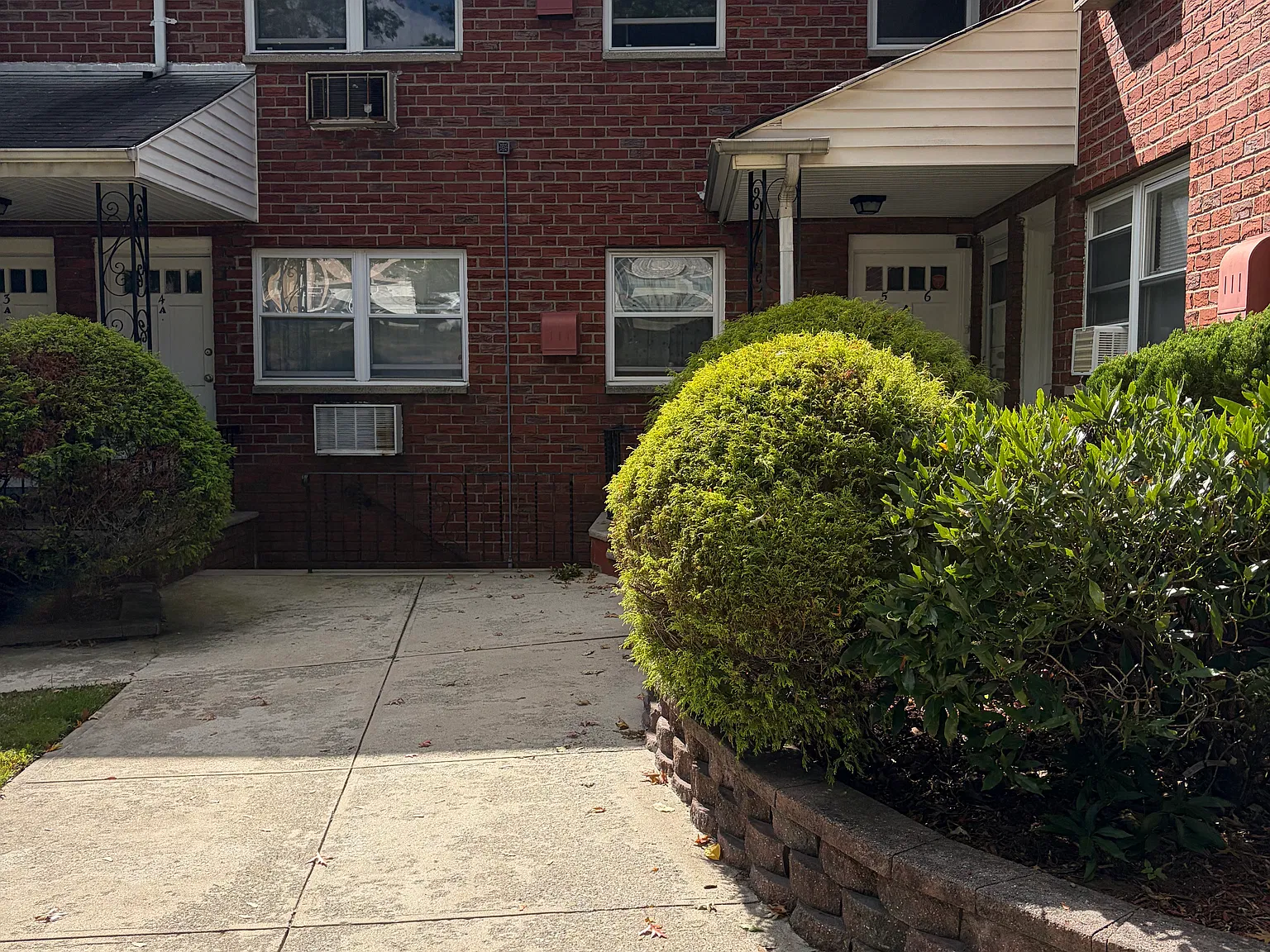 2 bed, $2,300 — Photo 2