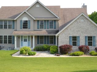 6199 Wilson Dr, Allenton, WI 53002