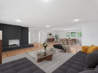 2216 Guilford College Rd, Jamestown, NC 27282