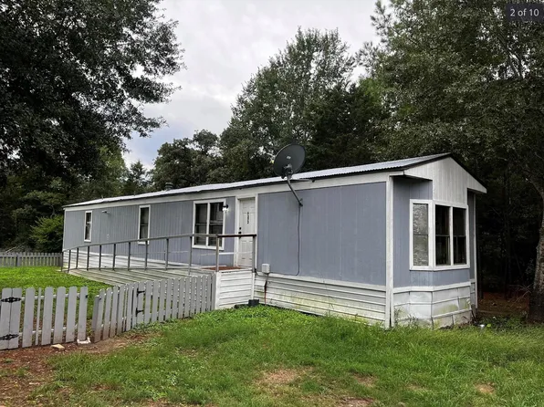 374 Plum St #B, Bastrop, TX 78602