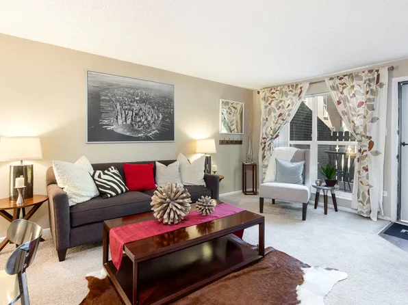 Webster Lake Apartments