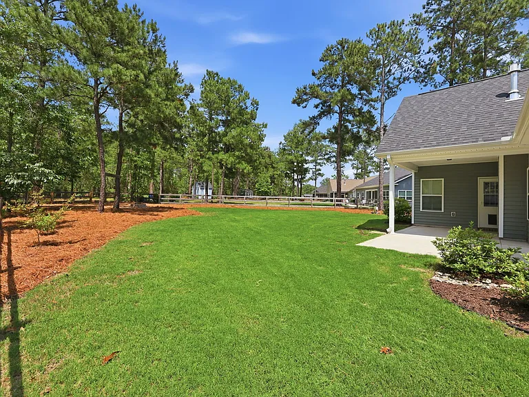 511 Pondpine Ln — Photo 46