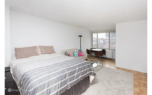 Sold by Douglas Elliman | media 7
