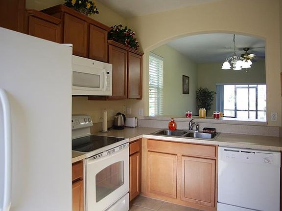 2nd image of 1260 Twin Trees Ln