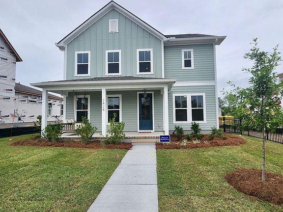 4th image of 2428 Havana St