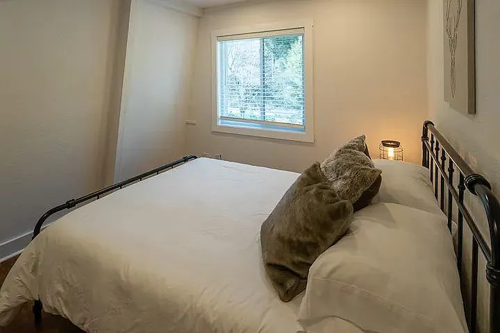 64 Creekside Dr #B — Photo 4