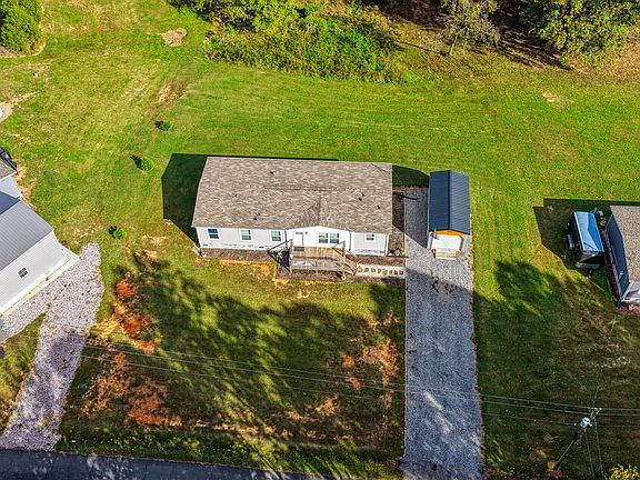 2nd image of 779 Tuggle Hill Rd