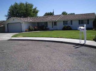 107 W 36th Pl, Kennewick, WA 99337