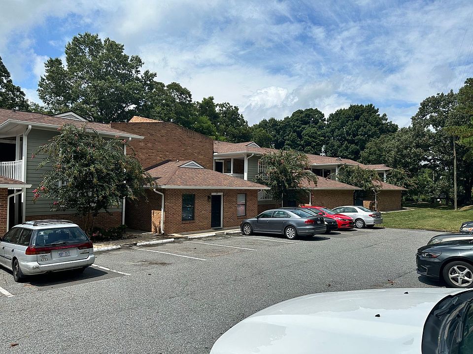 University Northside Apartments 9517 Newell Hickory Grove Rd