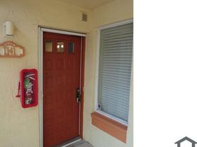 1141 Coral Club Dr, Pompano Beach, FL