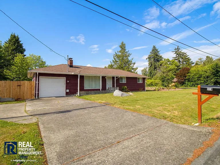 319 104th St E — Photo 18