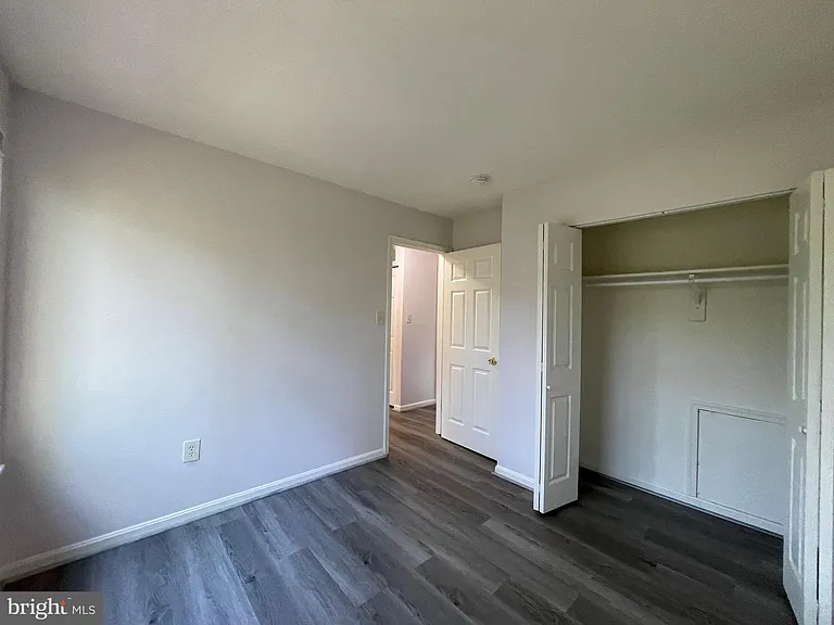 7233 Mill Creek Ct — Photo 21