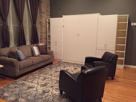 5th image of 949 N Willard Ct APT 201