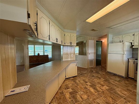 3rd image of 103 Cypress Rd