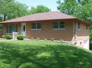 3127 Moreau View Dr, Jefferson City, MO 65101