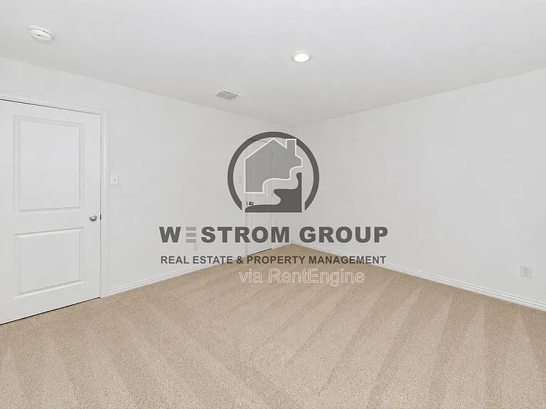 2600 Starwater Dr — Photo 32