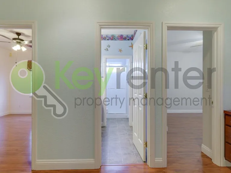 208 Otter Glen Ct — Photo 27