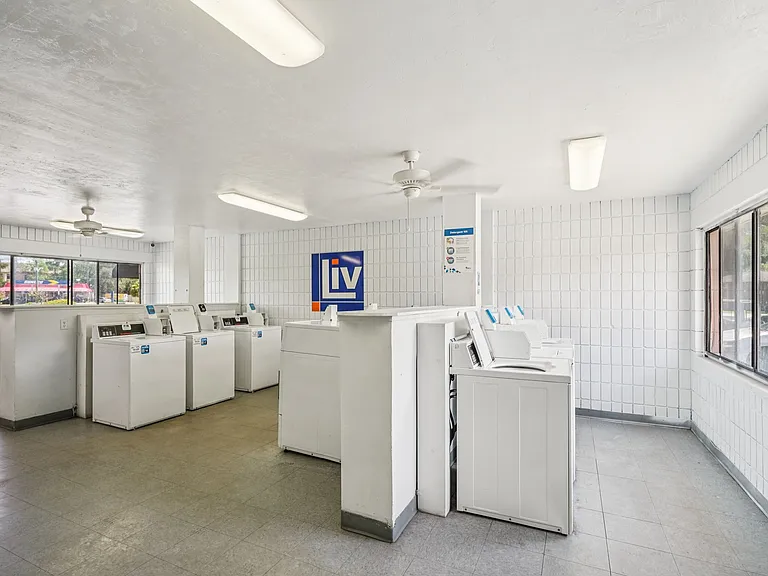 Liv Apartments — Photo 17