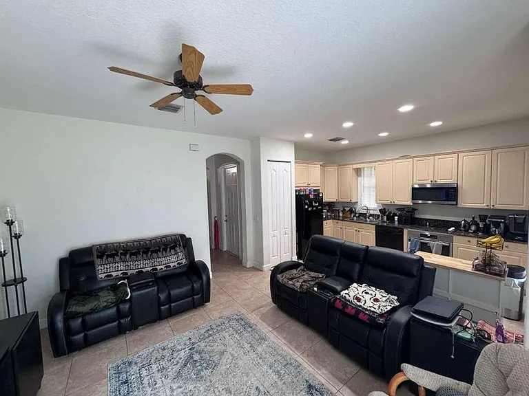 2812 Eagle Rock Cir #906 — Photo 9