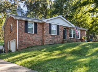 684 Dean Rd, Clarksville, TN 37040