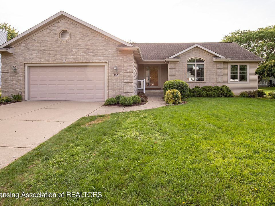 1st image of 238 Wedgewood Dr