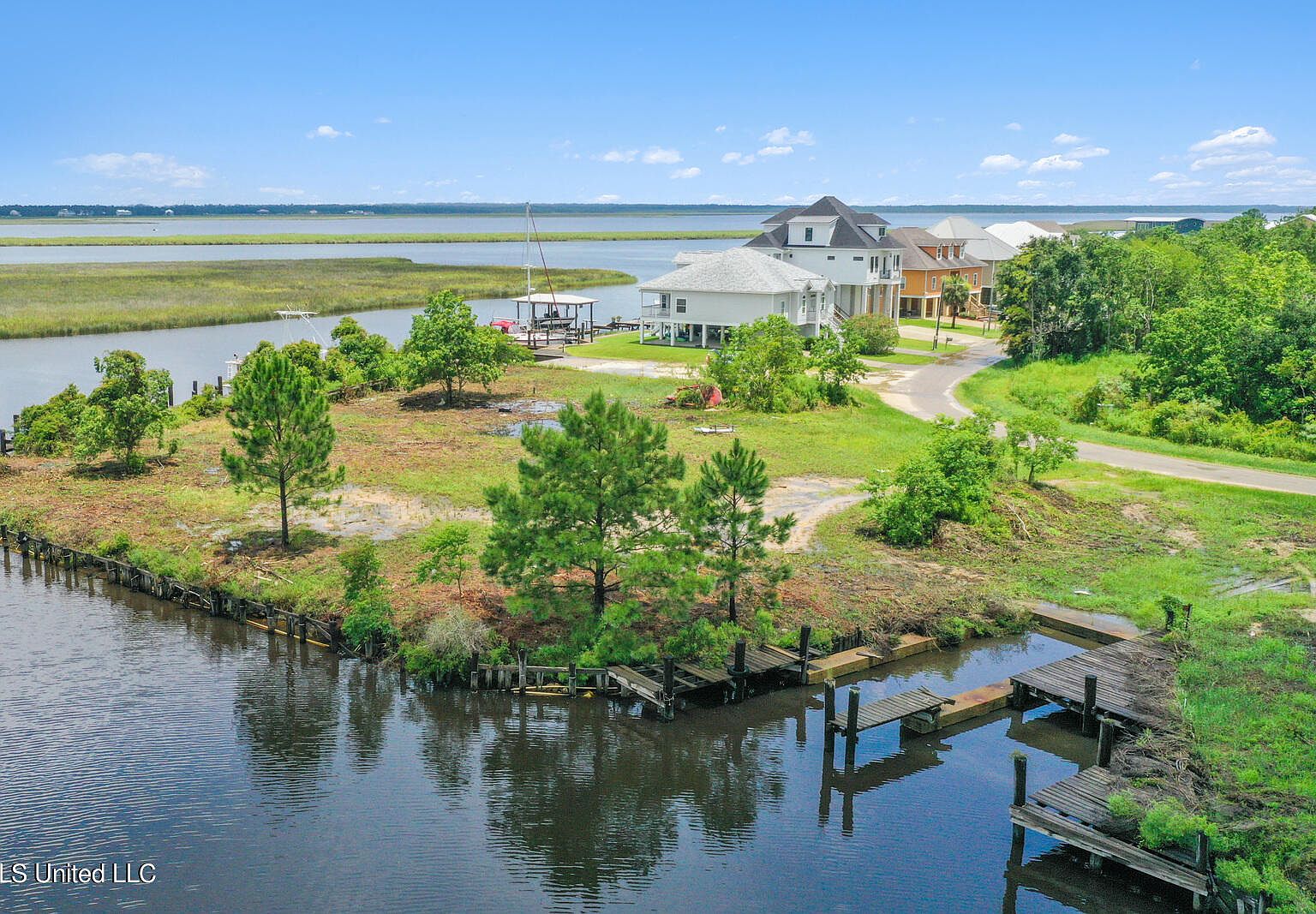 1839 Blue Meadow Rd, Bay Saint Louis, MS 39520 | MLS #4057590 | Zillow