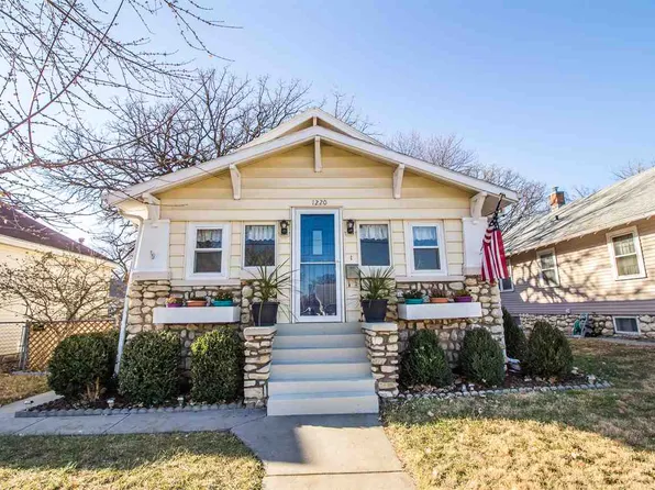 1220 N Adams St, Junction City, KS 66441