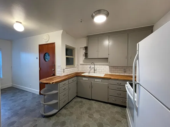 117 1/2 N Yakima Ave #102, Tacoma, WA 98403