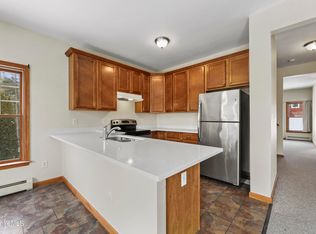 6 Rose Ct W, Great Barrington, MA 01230